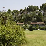 Skiathos Holidays & Aparthotel Vromolimnos