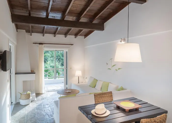 Skiathos Holidays & Aparthotel 4*