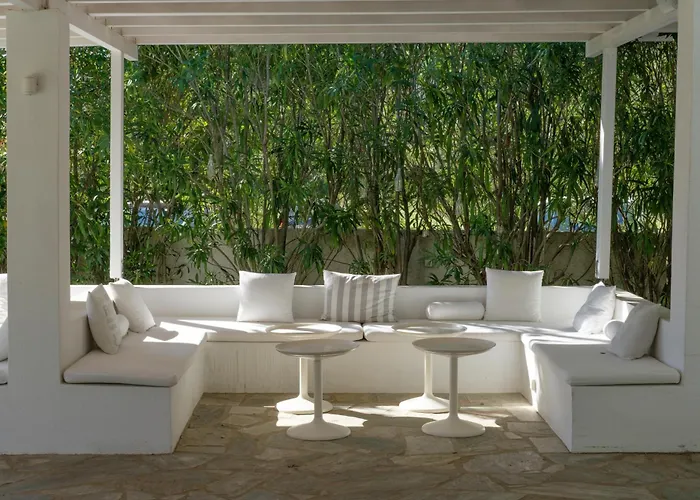 Skiathos Holidays & Vromolimnos