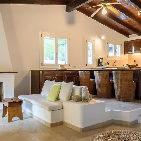 Skiathos Holidays & Apart-hotel 3*