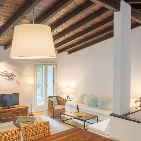 Skiathos Holidays & Apart Otel Vromolimnos