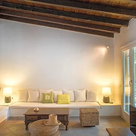 Apart-hotel Skiathos Holidays &