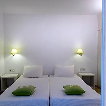 Skiathos Holidays & 4*