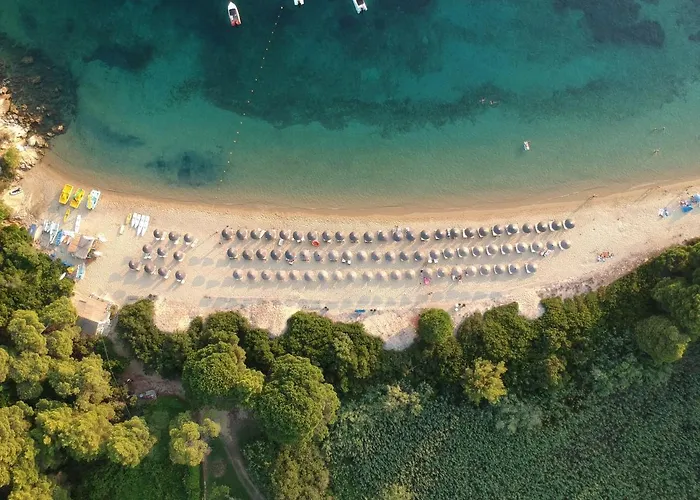 Skiathos Holidays & מלון דירות