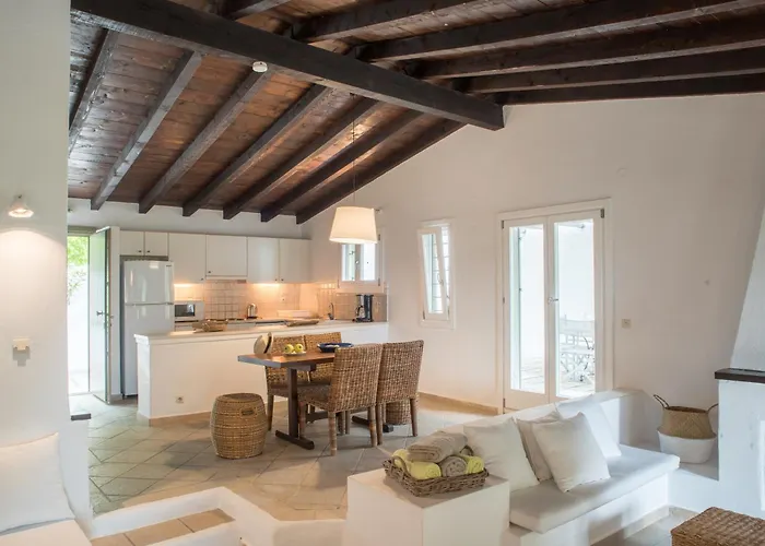 מלון דירות Skiathos Holidays &